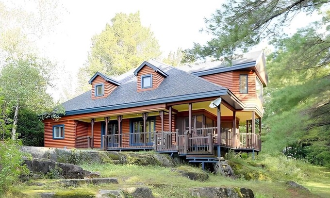 Mille-Isles Cabin | Get lost in Mille-Isles Cozy rustic chalet Lost in the nature