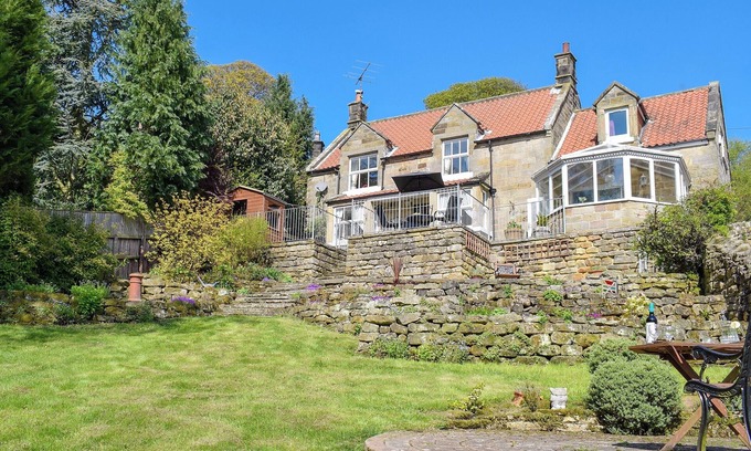 Glaisdale Cottage | Getting the whole family together.