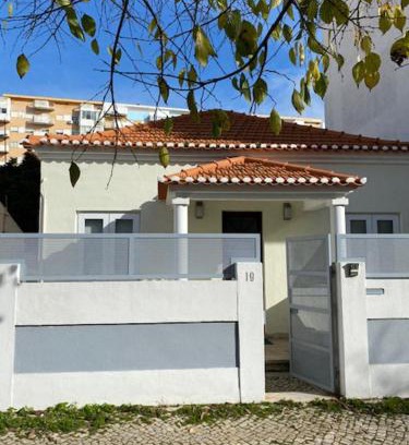 Costa de Caparica Bed & Breakfast | GetWet Surfcamp