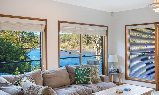 Pambula Beach Cabin | Gillmith - Up to 10 people