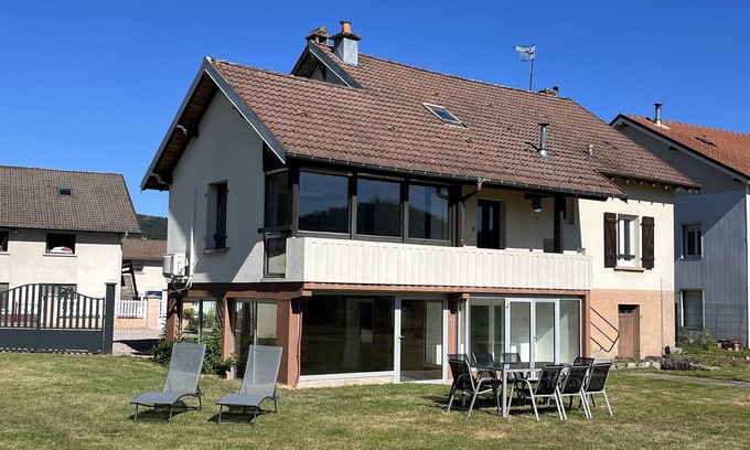 Vagney House | GITE 205 m2, swimming pool, GERARDMER - LA BRESSE