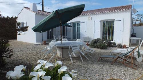 Noirmoutier-en-l'Ile House | Gite 8 à10 pers 4 ch Herbaudière calme proche mer commerce et port