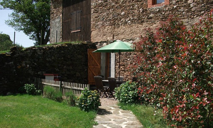 Tanus House | Gite Alice situated on the Tarn/Aveyron border, with Swimming Pool