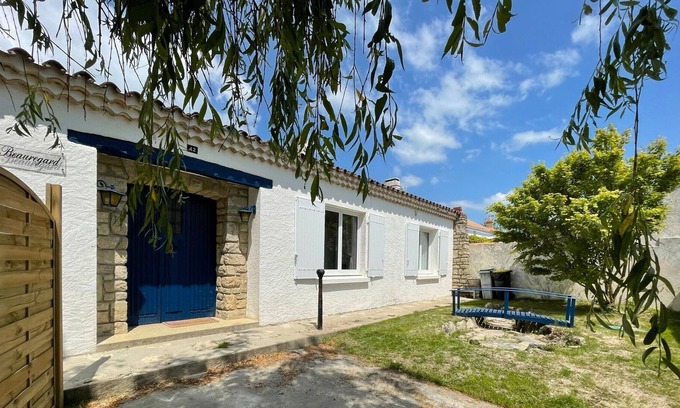 La Gueriniere Cottage | Gite La Guérinière, 2 bedrooms, 6 persons