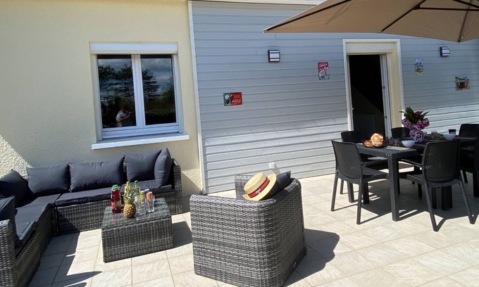 Denneville House | Gite LE Cabestan - House near The Beach