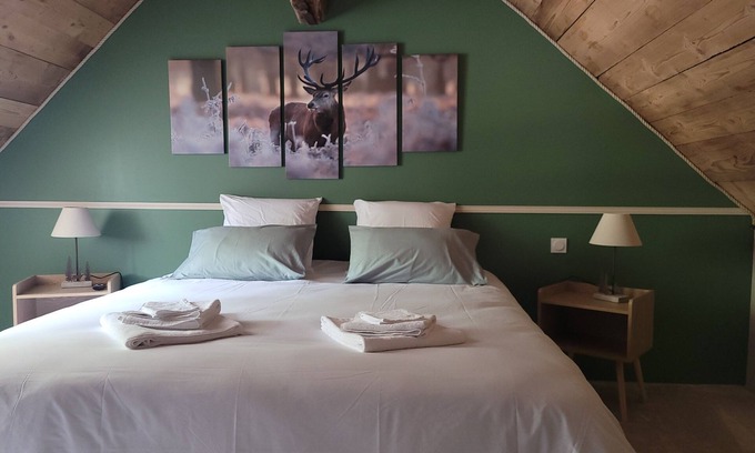 Orchamps Bed & Breakfast | GITE LE GEVOT - Nuitée EV6 tout confort