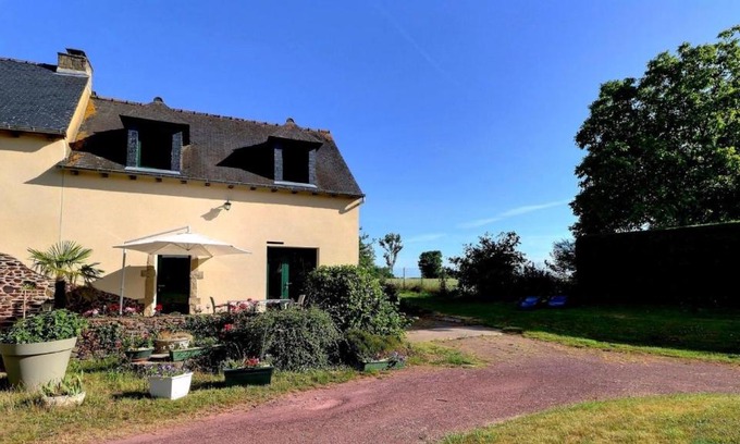 Quedillac House | Gite Les Deux Pins de Trémel