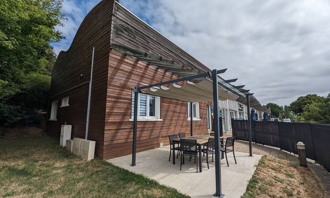 Peigney Cottage | Gite Peigney, 2 bedrooms, 4 persons