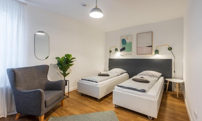 Mittelmeiderich Apartment | Glück Auf Appartements Lösorter Straße Duisburg