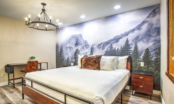 Kalispell Bed & Breakfast | Glacier Park Suite at Country Way Inn