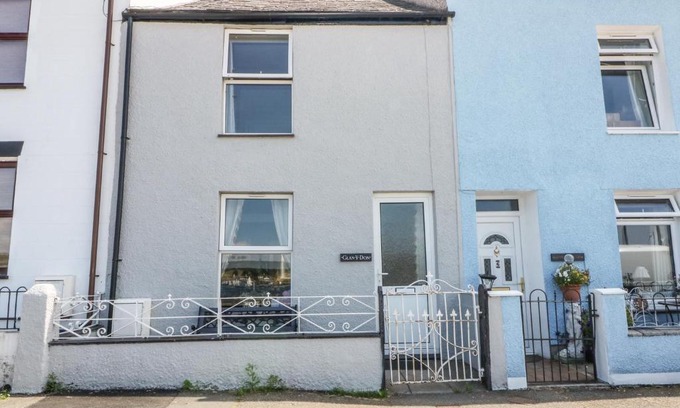 Y Felinheli House | Glan Y Don
