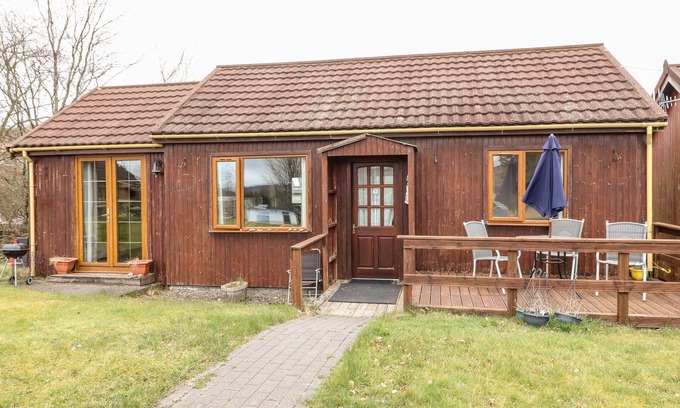 Fort William Cottage | GLEN DESSARY, family friendly, with a garden in Fort William