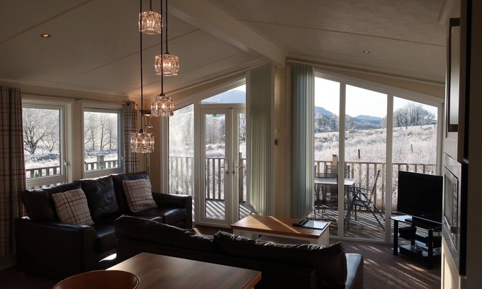 Spean Bridge Ski Chalet | Glendale Range Uist 3 Bedroom Self Catering Lodge