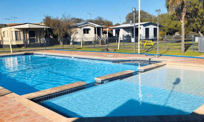 Busselton Cabin | Goin Coastal Cabin 94 Geographe Holiday Park