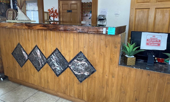 Browning Hotel | Golden Eagle Travel Agency