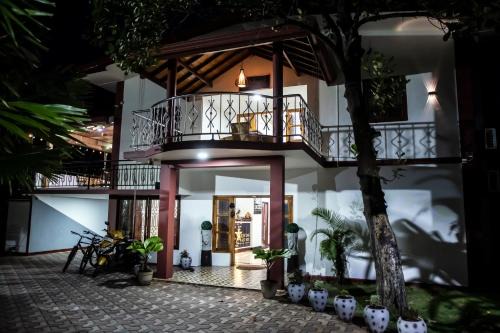 Jaffna House | Golden Star Guest House