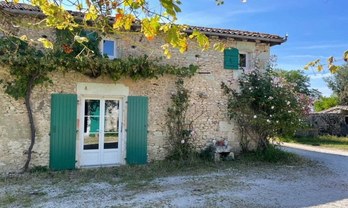 Grezac House | Good vibes only" guest house near Royan