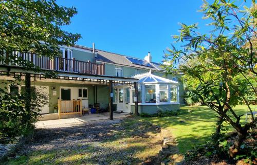 Redruth House | Goonearl Simply Stay