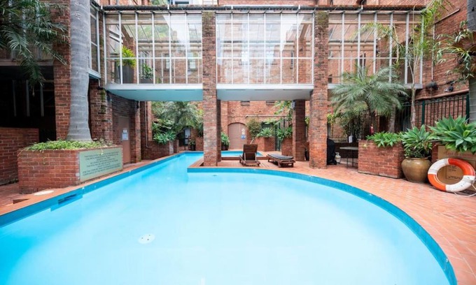 Chinatown Apartment | Gordons Place Entire Apartment CBD Location