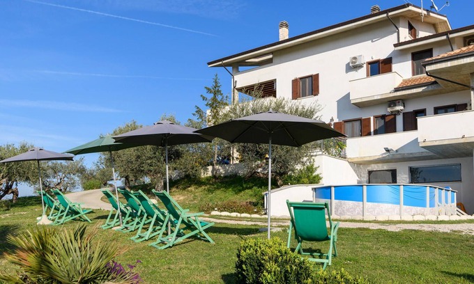 Moscufo Apartment | Gorgeous apartment in Moscufo with WiFi
