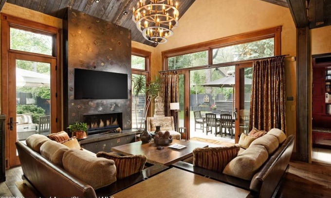 West End House | Gorgeous home in Aspen West End