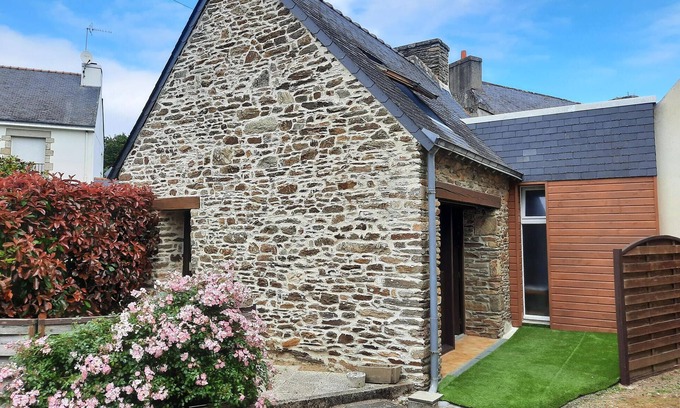 Kerherou House | Gorgeous home in Moelan sur Mer