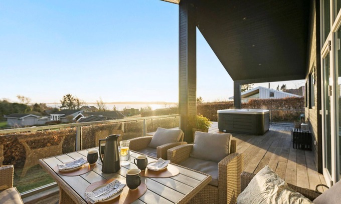 Nibe House | Gorgeous home in Nibe with WiFi