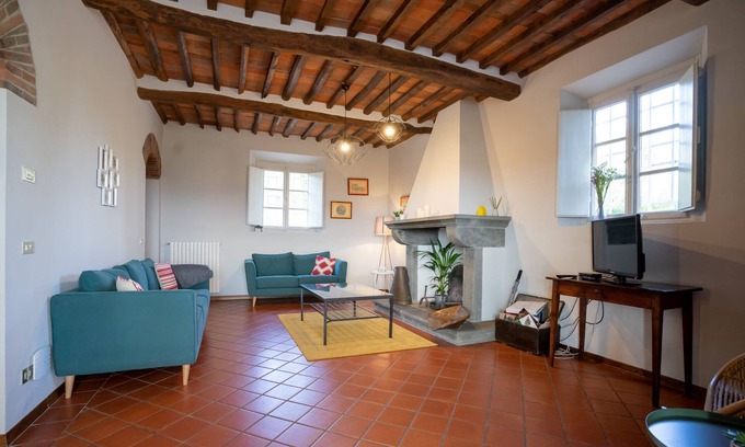 Capannori House | Gorgeous house with private pool view
