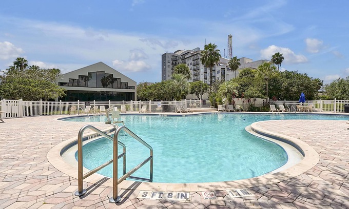 Southwest Orlando Condo | Gorgeous Resort Condo near Universal & Disney