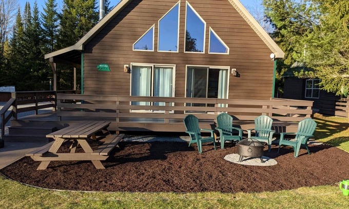 Inlet Cabin | Gorgeous view of the lake from own private deck
