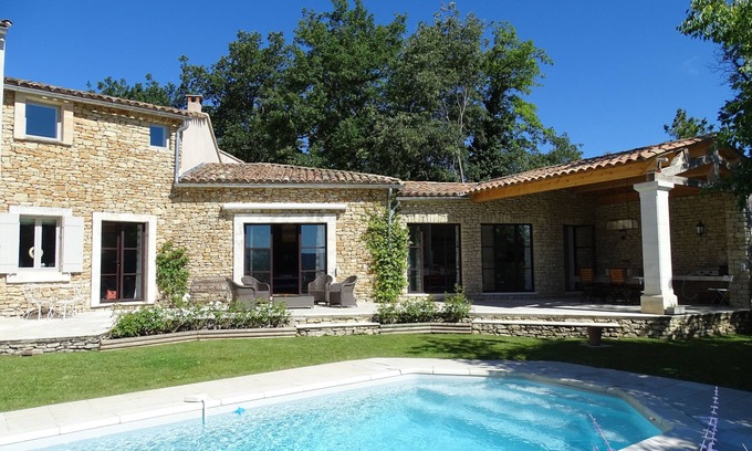 Goult Villa | GOULT Luberon superb air-conditioned village house exceptional view swimming pool
