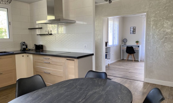 Gramat House | Gramat Single-storey house, garden, Diving, Gouffre de Padirac, Rocamadour