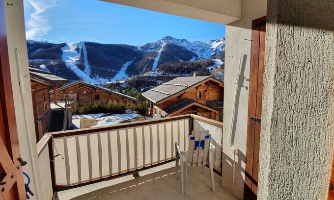 Saint-Etienne-de-Tinee Apartment | Grand Appartement à Auron - 90 m² - 10 Pers max