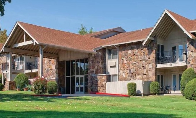 Afton Resort | Grand Lake Resort 1bdr