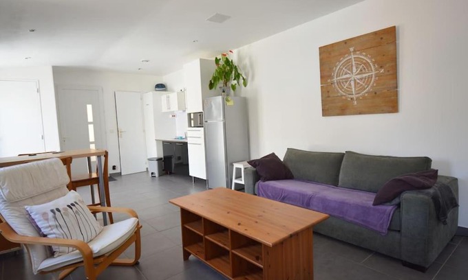 Goussainville Apartment | Grand studio indépendant avec jardin