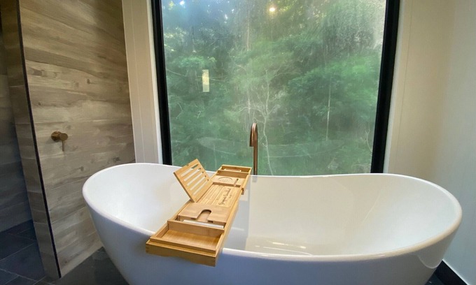 Running Creek Cabin | Grassroots Rustic Luxury Cabin