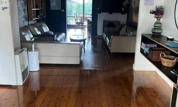 Booker Bay House | Great family getaway with Wifi & BBQ!