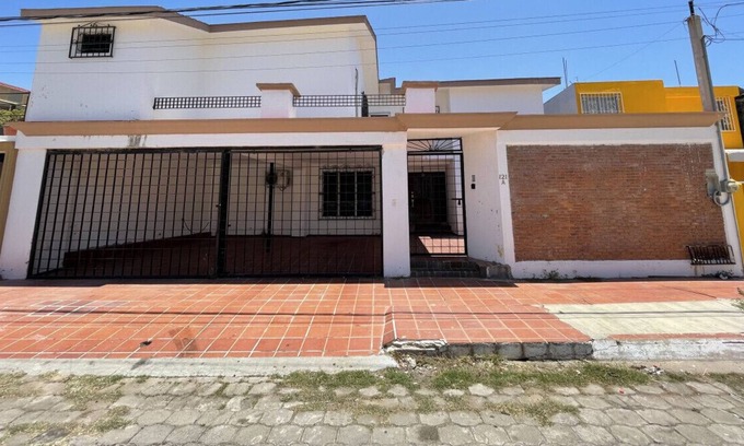 Lomas de Mazatlan House | Great house 5 min to beach