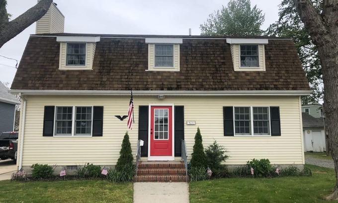 Cape May Condo | Great Location In Cape May, NJ. Just 4 Blocks To Beach And Washington St Mall