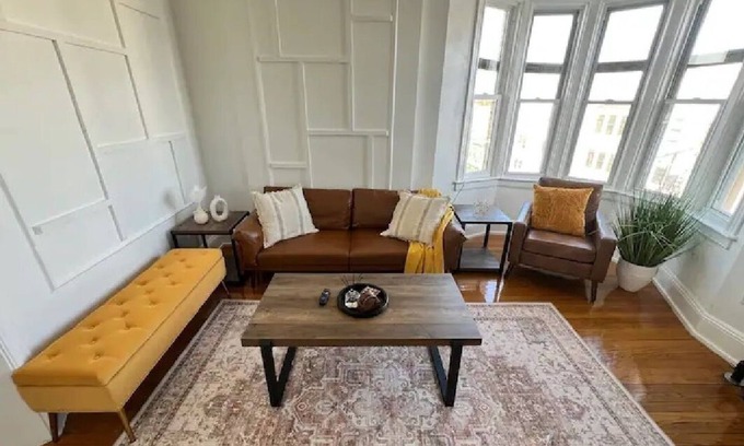 Seward Place Apartment | Great Value Unit in Union-A9