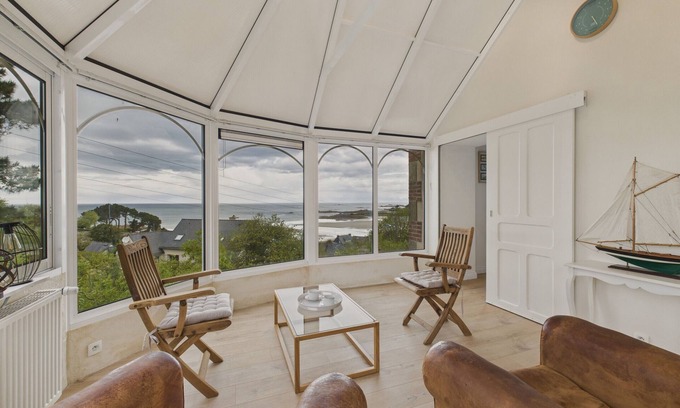 Trevou-Treguignec House | Great View - House for 6 - 650m to Beach