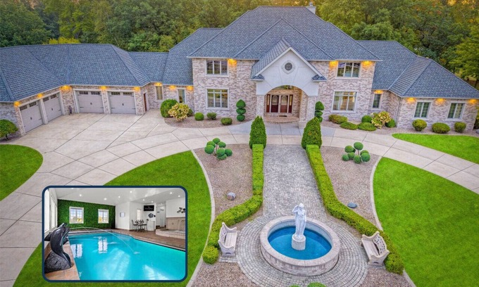 Green Bay House | Green Bay Oasis - Private Resort