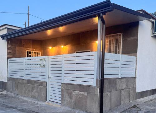 Naples Apartment | Green House