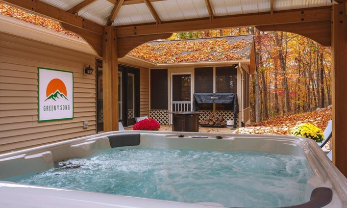Massanutten Cabin | Green Mountain Song-Massanutten Mountain
