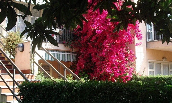 Fiumefreddo di Sicilia Apartment | GREEN OASIS, IN A PRIVATE RESIDENCE, JAST 150 m. FROM THE BEACH