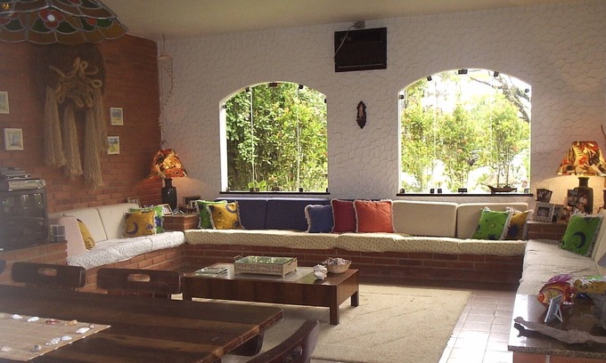 Pedra Verde House | Green Stone condominium 30 meters from the beach, with garden and barbecue. WhatsApp
