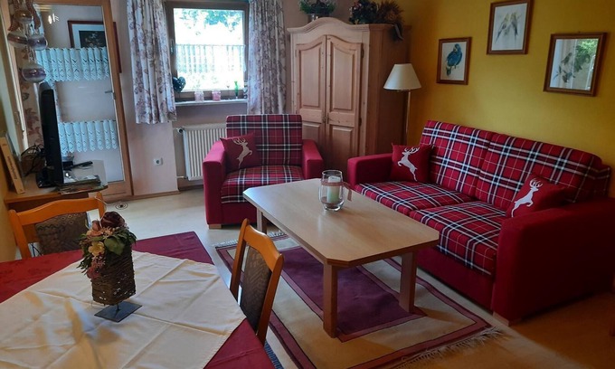 Bayerisch Eisenstein Apartment | Großzügige Ferienwohnung (65qm) für 2-4 Personen in ruhiger, zentraler Lage