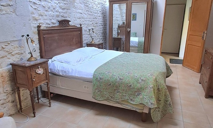 Cherac Other | Ground floor bedroom, Acacia. Bijoux Bed & Breakfast large garden, accepts dogs.