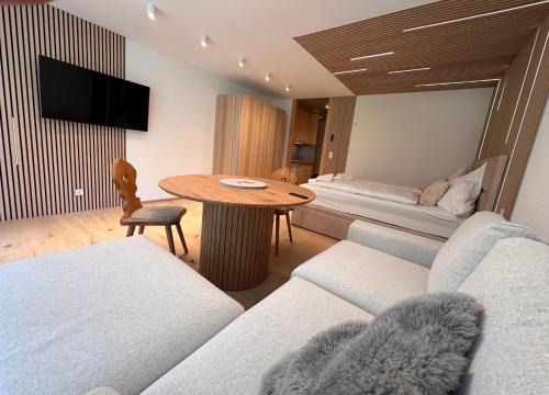 Sankt Martin bei Lofer Apartment | Grubhof Schlosspark, Apartment mit Indoor Pool und Garten