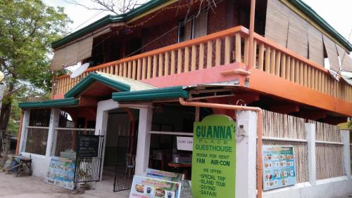Daanbantayan Hotel | Guanna's Place Room and Resto Bar